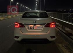 نیسان سێنترا